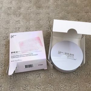 NIB & Never Used! It Cosmetics Bye Bye Pores